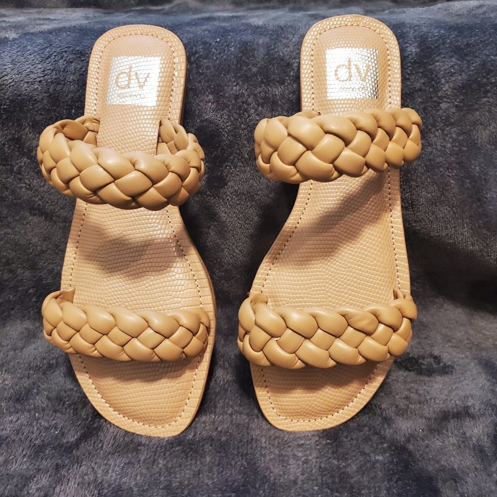 Brand New Dolce Vita Jarmay Sandals - Size 7.5